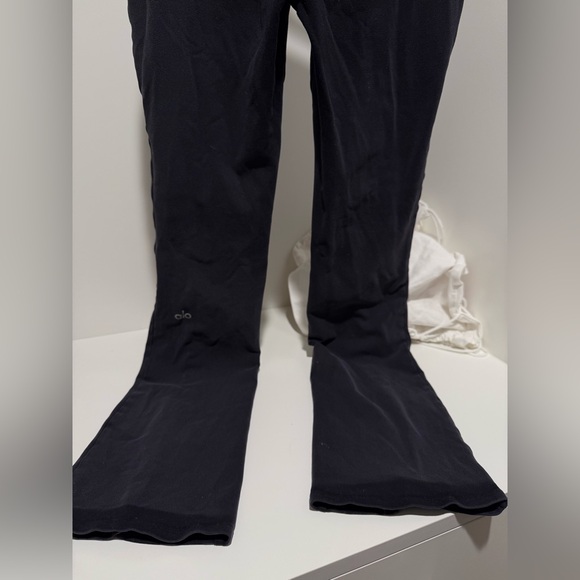 Airbrush 7/8 High Waist Flutter Legging - Picture 9 of 9